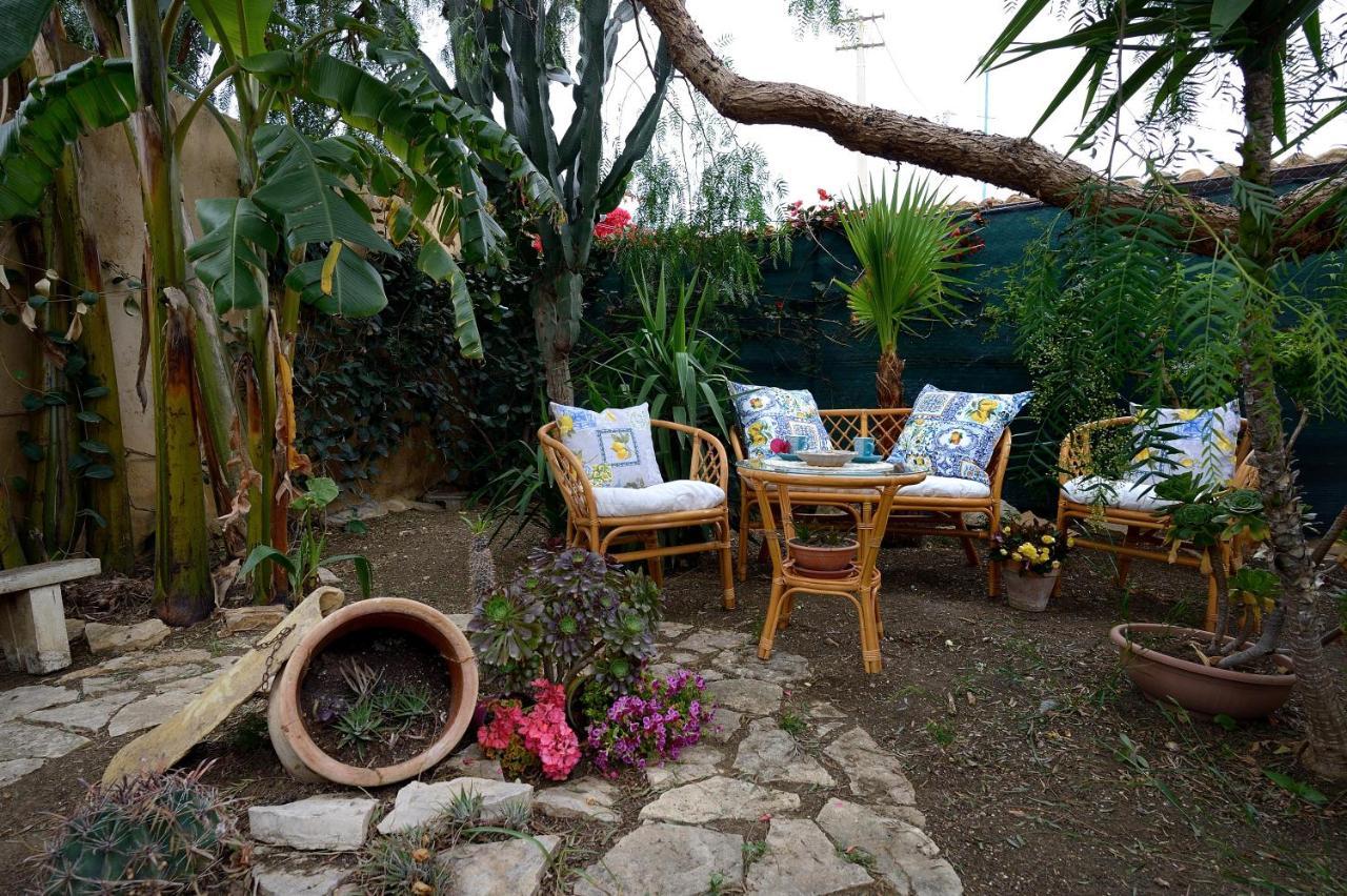 Bed and Breakfast Lumie Di Sicilia à Porto Empedocle Extérieur photo