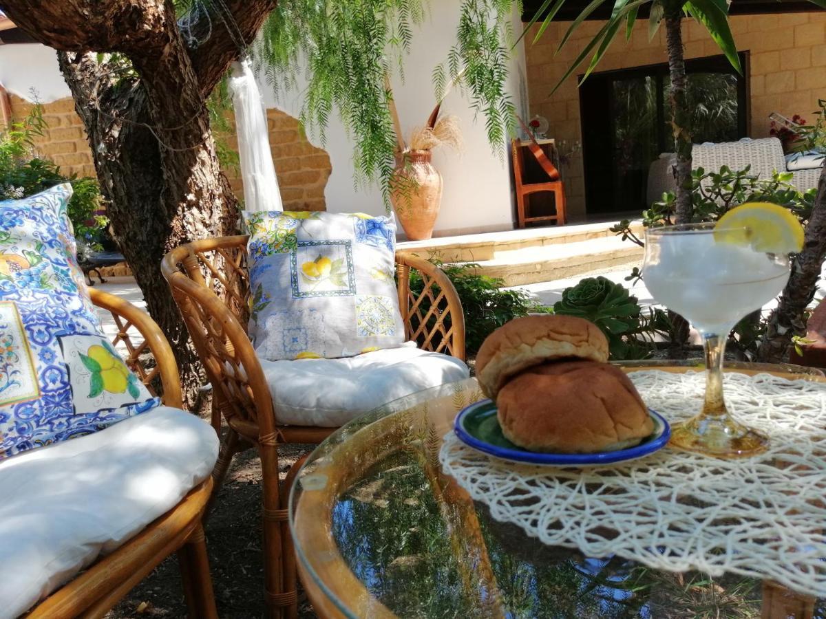 Bed and Breakfast Lumie Di Sicilia à Porto Empedocle Extérieur photo